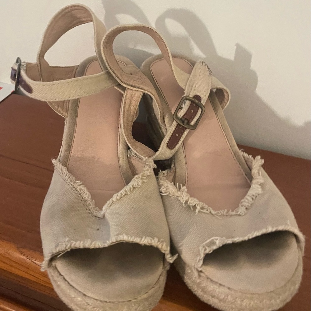 Cream Platform Shoes with Minimalist Design